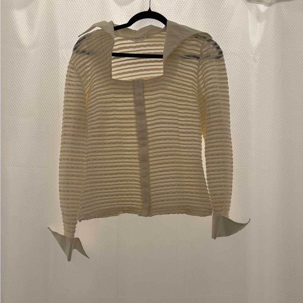 Chic Cream Blouse for Women